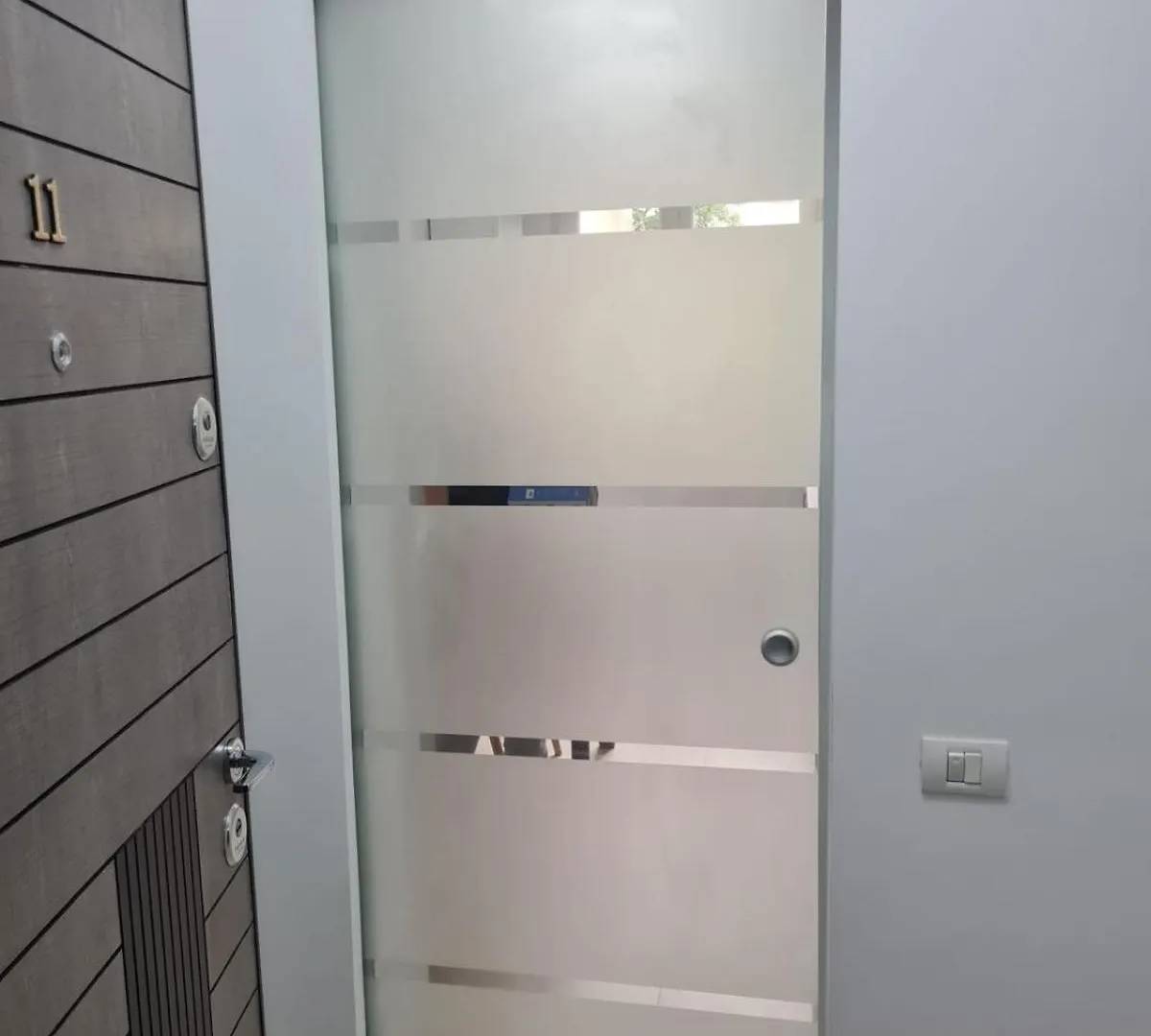 Apartament Modern Metrou Titan - Minis Bucharest 0*,  Romania