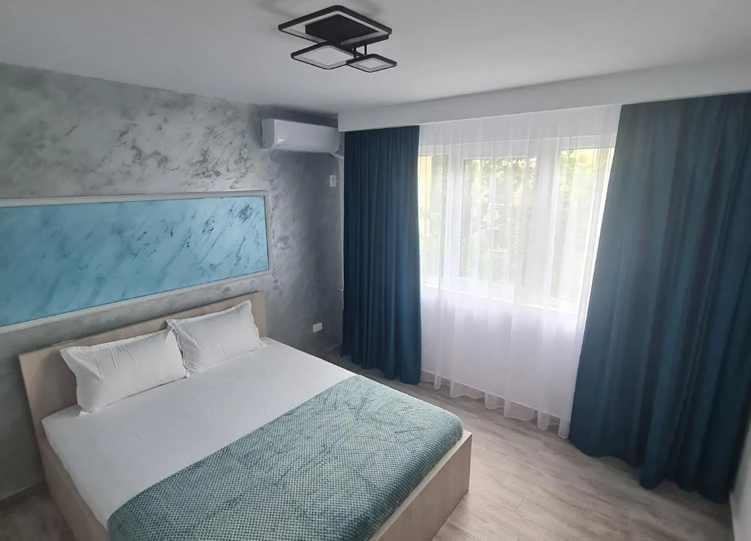 Apartament Modern Metrou Titan - Minis Bucharest Apartment